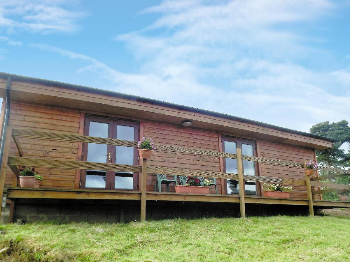 Ben Alder Lodge Milton of Campsie Exterior photo